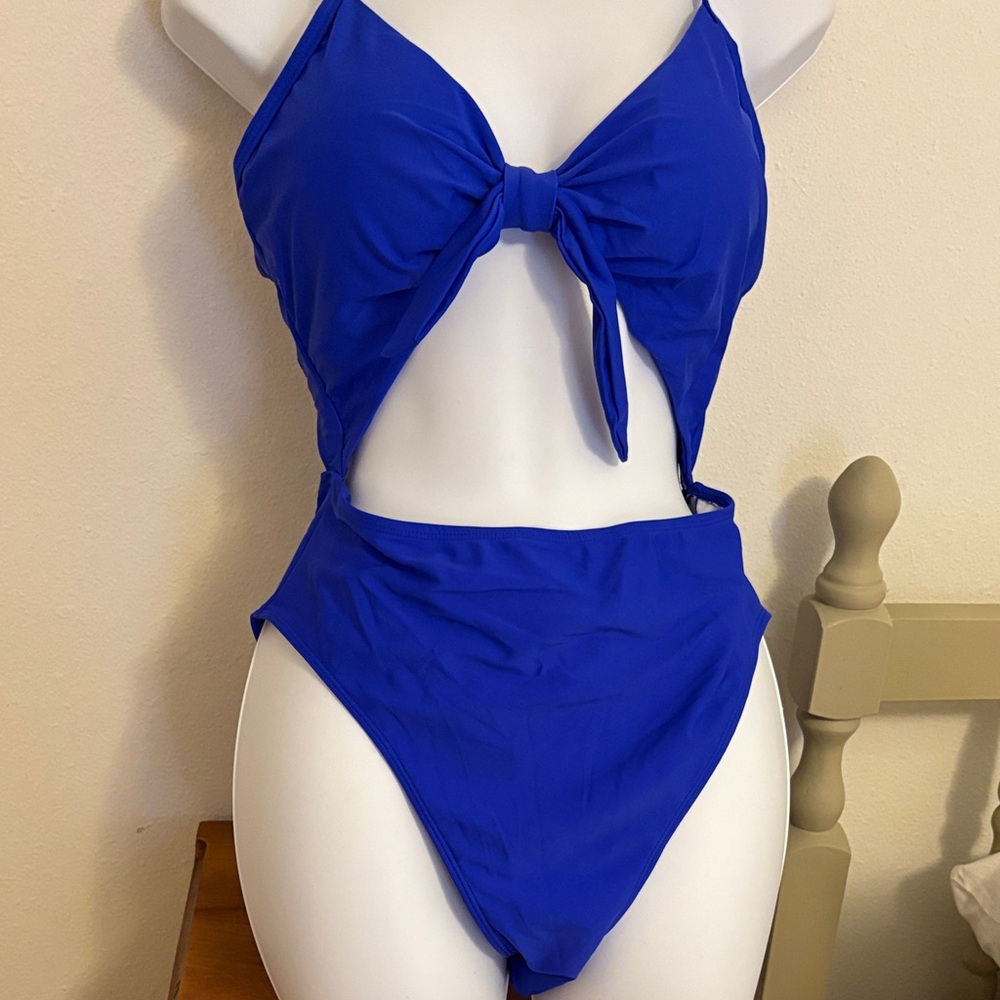 Women’s  Blue Swimsuit beautiful royal blue bikini style with attached sides